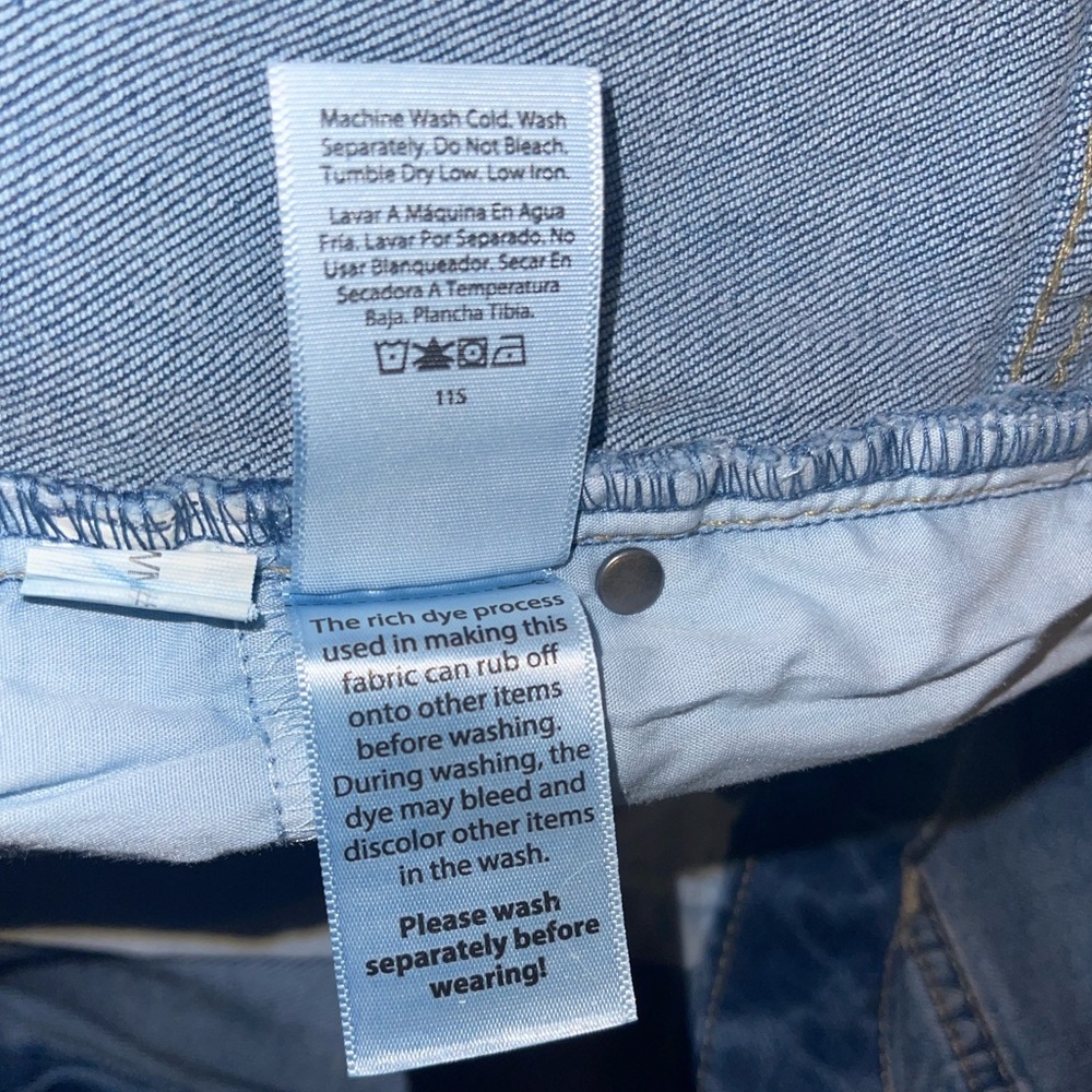 Time and Tru High Rise Jeans - Picture 5 of 5